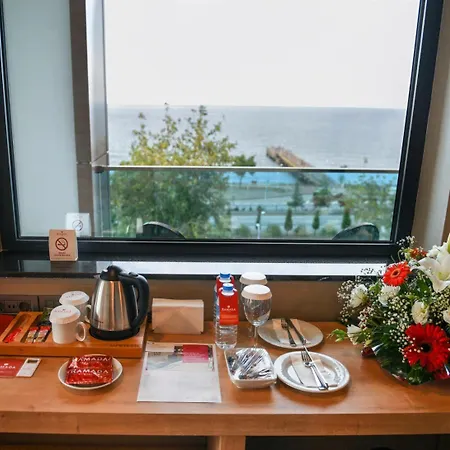 Hotel Ramada Vakfikebir 4*