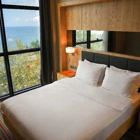 Ramada Vakfikebir Hotel 4*