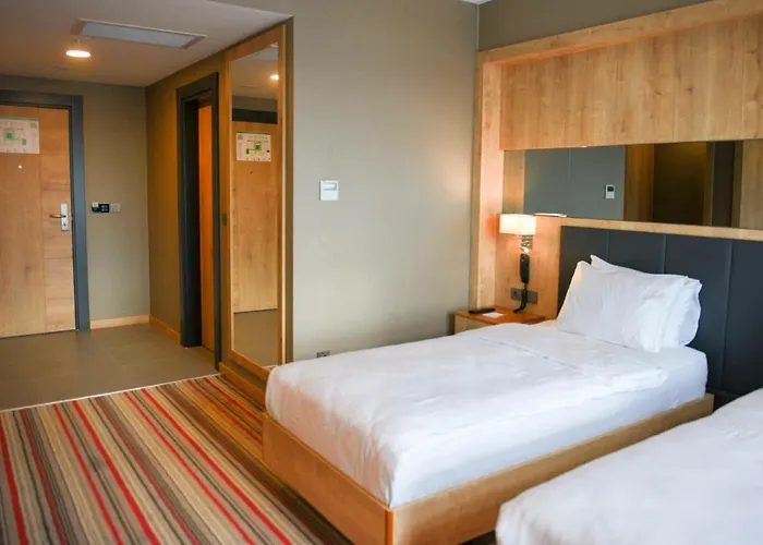 Hotel Ramada Vakfikebir